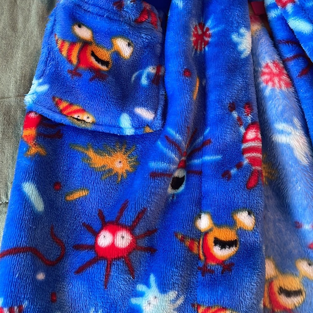 Hatley Robe - Picture 2 of 3